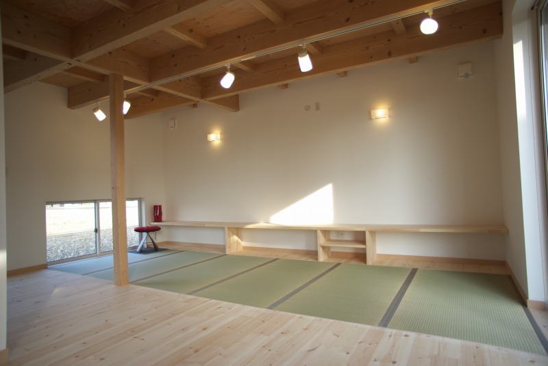 100201ikemoto-living2.jpg